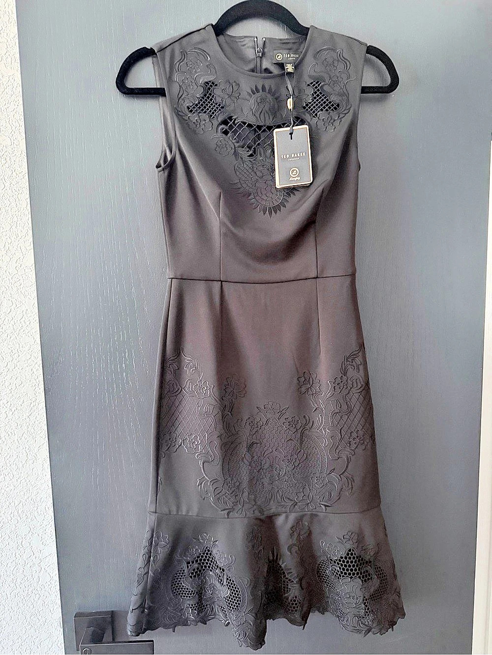 Ted Baker Emalise Embroidered Skater Dress Black Midi Dress Size 8